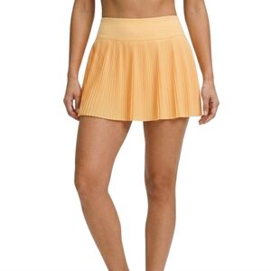 Lululemon Pleat To Street Mid-Rise Skirt Summer Glow Size 6 Tennis Golf Athletic